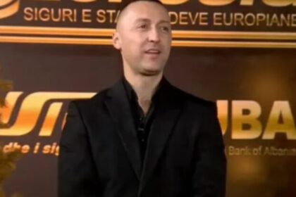 G-Bani kryen me sukses ndërhyrjen kirurgjikale në sy në një nga KLINIAT ME TE MIRA: “Çfarë s’kam hequr” (Video)