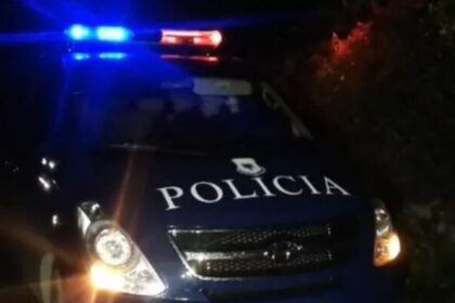 Kryen veprime të turpshme në pazarin e Korçës, procedohen dy të moshuarit dhe e mitura që i filmoi...
