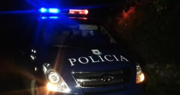 Kryen veprime të turpshme në pazarin e Korçës, procedohen dy të moshuarit dhe e mitura që i filmoi...