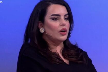 U tha se është shtatzënë, reagon Armina Mevlani...
