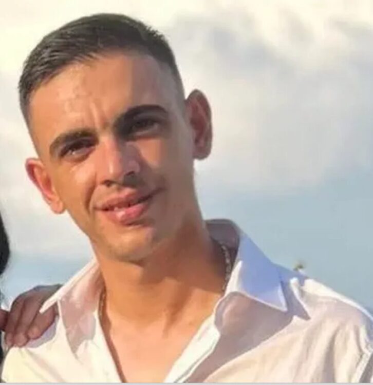 'Më la fëmijën pa baba....' Mes lotësh dhe dhimbjes, flet bashkëshortja e të riut që u vr* ne Itali 'E v*rrosen si kafshe...'
