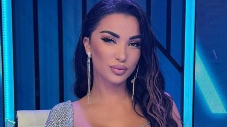 roza lati flet ne kurthin e piterpan