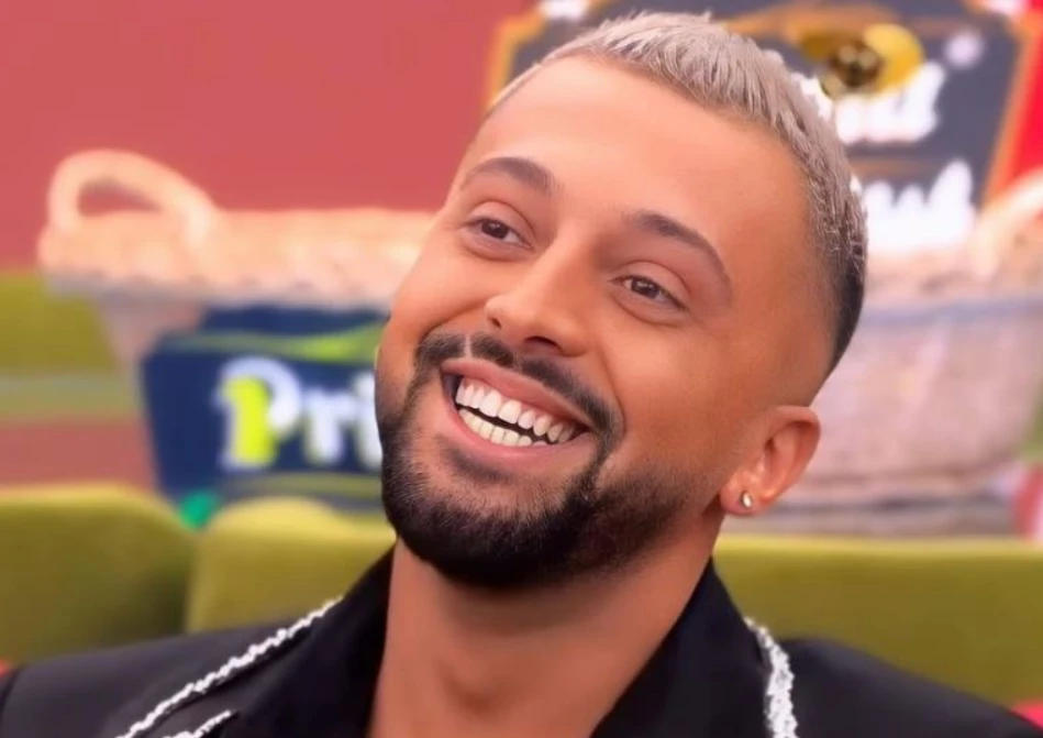 Gjesti PLAS deklaratën e fortë në rrjet 'JAM MARTUAR...'! Pamje bëhen VIRALE NE RRJET! (Video)