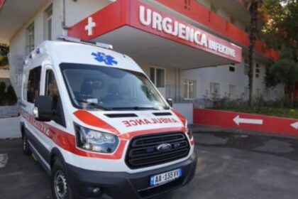 Tronditëse në vend! Gjendet i vetëva*ur roja në pallatin ku punonte, ja cfare dyshohet!