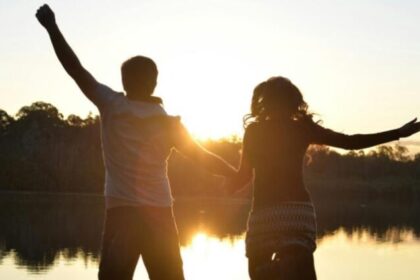 Fat dhe sukses në karrierë! Këto janë 3 shenjat e horoskopit që do të favorizohen në dekadën e ardhshme