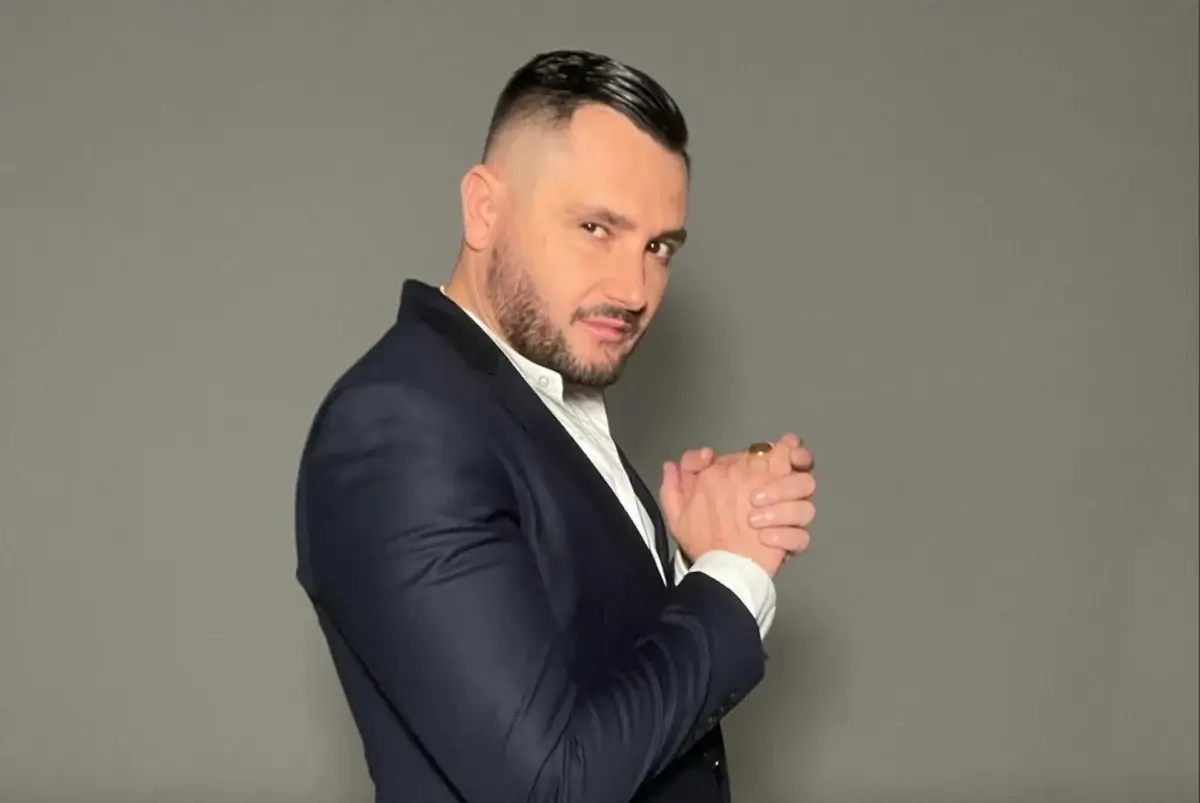 Besi nis një lidhje të re pas divorcit me Xhensilën,ja cfare flitet...