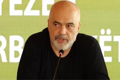 Edi Rama: Qeveria do ndërhyjë te nafta – Çmim i ri për konsumatorët brenda vitit!
