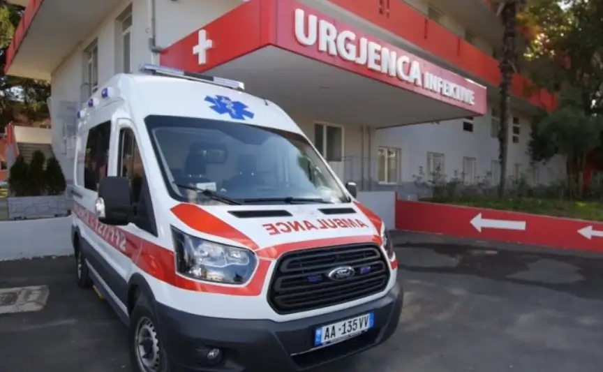 Aksident i rëndë në vend! Makina përplas këmbësorin tek vijat e bardha, raportohet se...