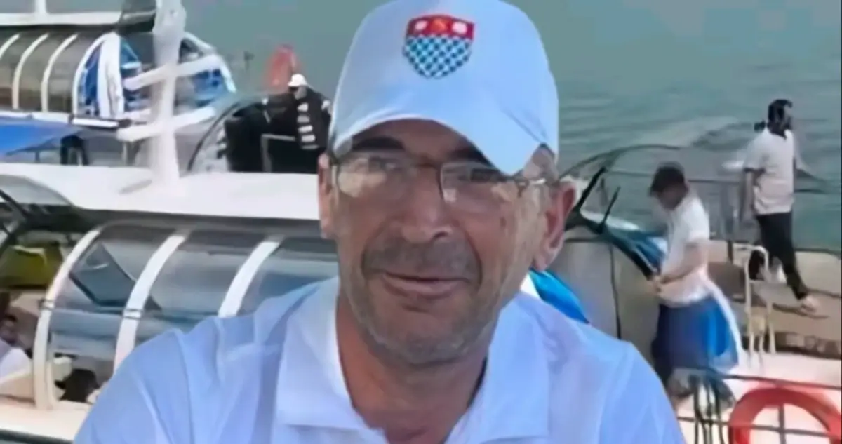 “Kapiteni u tha ‘jo’, turistët e shpërfillën. Humbi jetën t’i shpëtonte”- Detaje të reja nga tragjedia në Shkodër...