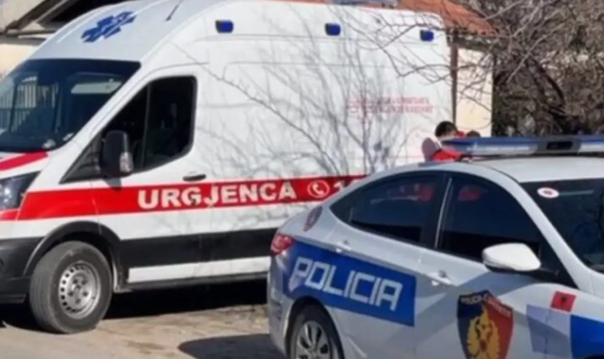 E rëndë/Aksident me vd*kje në autostradën Tiranë–Durrës