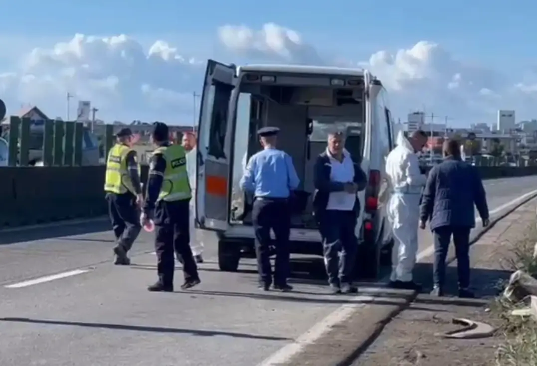 Tronditëse! Aksident me vd*kje në autostradën Tiranë-Durrës!