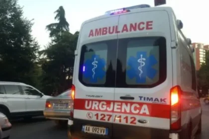 E rëndë/ Një person hidhet nga ballkoni i katit të pestë (Detaje)