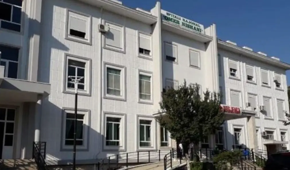 E rëndë! Gjarpri pickon 26-vjeçaren, zbardhen detajet