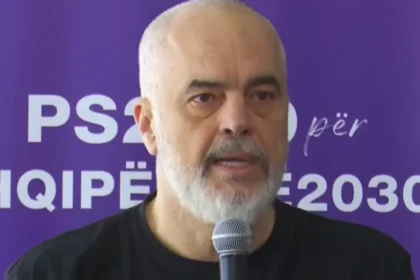 Kryetarët e Njësive Administrative në Elbasan i binden Edi Ramës, japin dorëheqjen!