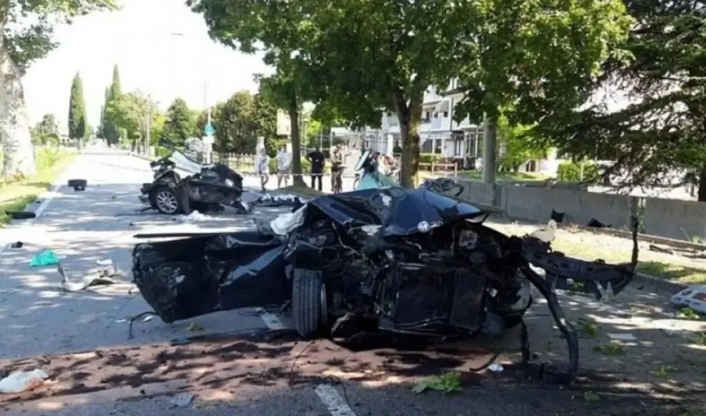 Makina copash, e ndarë në dy pjesë! Humb jetën 23 vjecari shqiptar