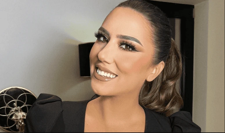 Arbana Osmani nuk fshihet më, tregon ndërhyrjet estetike që ka kryer! (Foto)