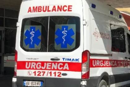 Tr*nditet Tirana! Gjendet pa shenja jete 29 vjecari në parkimin e pallatit ku banonte (Detaje)
