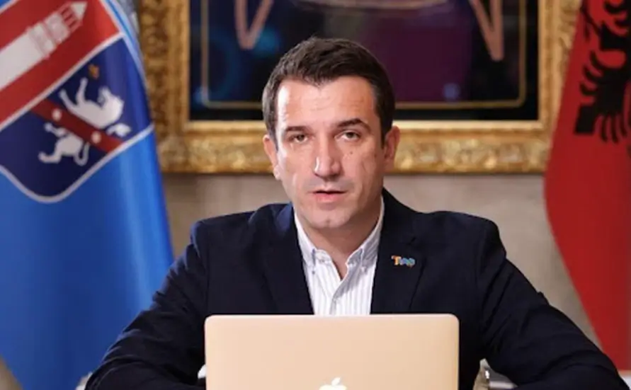 U dërgua me urgjencë në spital, ja cfarë dyshohet të ketë Erion Veliaj!