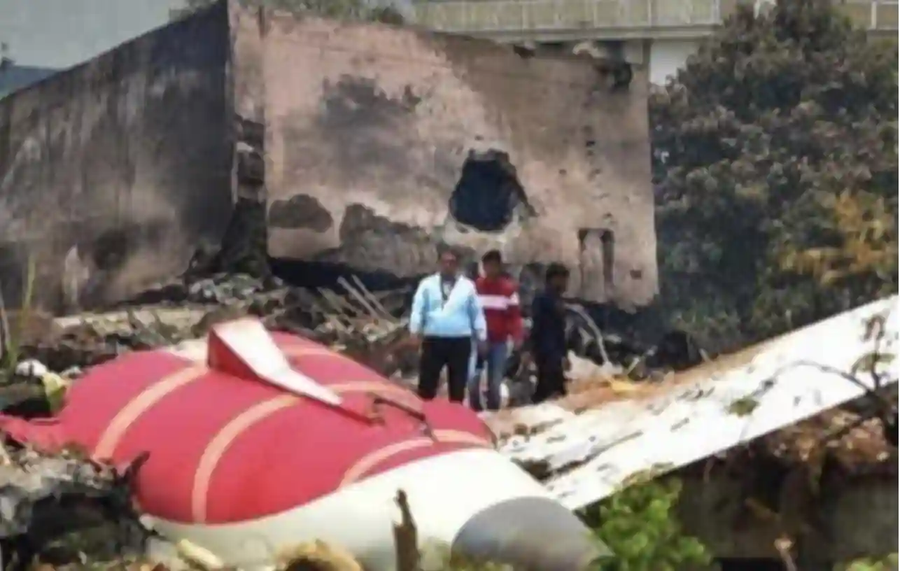 Rrëzimi i ‘Air India’/ Hetimet zbulojnë prapaskenat, ja si piloti i ngriti kurth kolegut: Avioni, në duart tuaja…