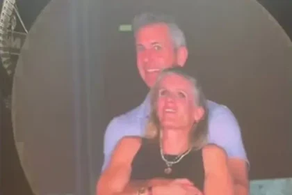 U 'kap mat' me punonjësen në mes të stadiumit, bashlëshortja e CEO-s merr këtë vendim të papritur pas videos