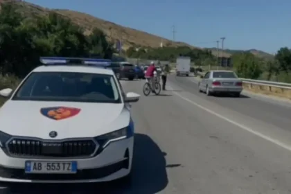 Aksident tr*nditës në vend, raportohet për tre të pIagosur!