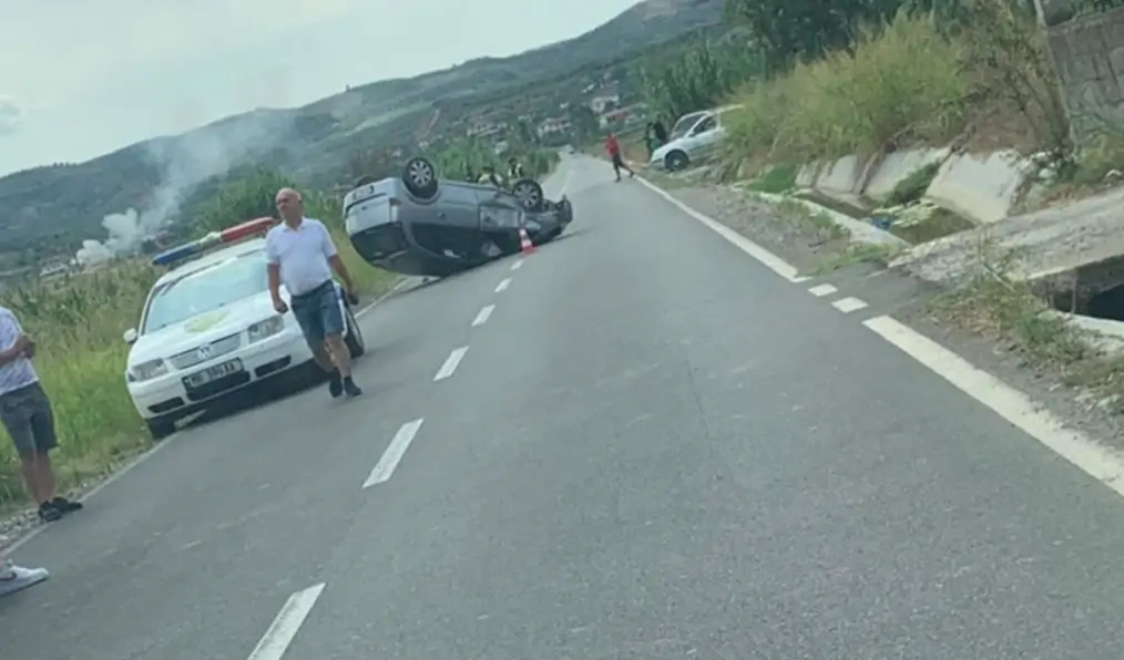 Tjetër aksident tronditvs në vend, burrë e grua në gjendje të rëndë nisen me helikopter drejt Traumës!