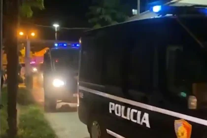 Gjendet në makinën e bashkëshortit, telefoni i gruas së zhdukur prej një jave
