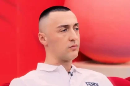'Dua që të njihesh me gruan time...' G Bani merr mesazhin e CUDITSHEM nga...